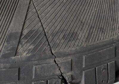 Tyre Split